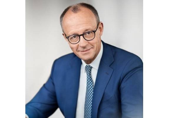 Almaniya kansleri Trampla ABŞ-nin Ukrayna planını müzakirə edib