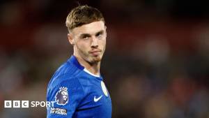 "Çelsi"nin Ulduzu Koul Palmer Evdəki Qəza Nəticəsində Ayaq Barmağını Sındırdı - Mühüm Matçları Buraxacaq Xəbər şəkili