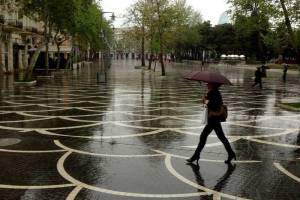 Sabah Bakıda yağış yağacaq, külək əsəcək - PROQNOZ Xəbər şəkili