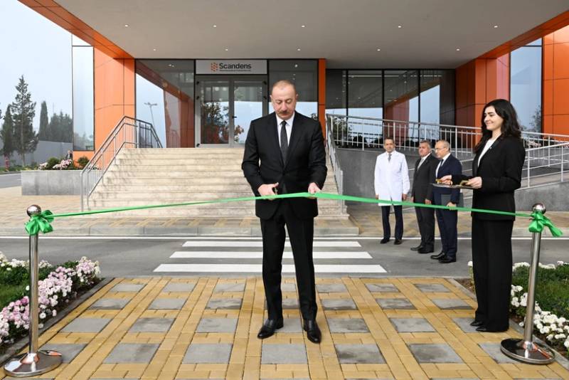 İlham Əliyev dərman preparatları istehsalı müəssisəsinin açılışında iştirak edib