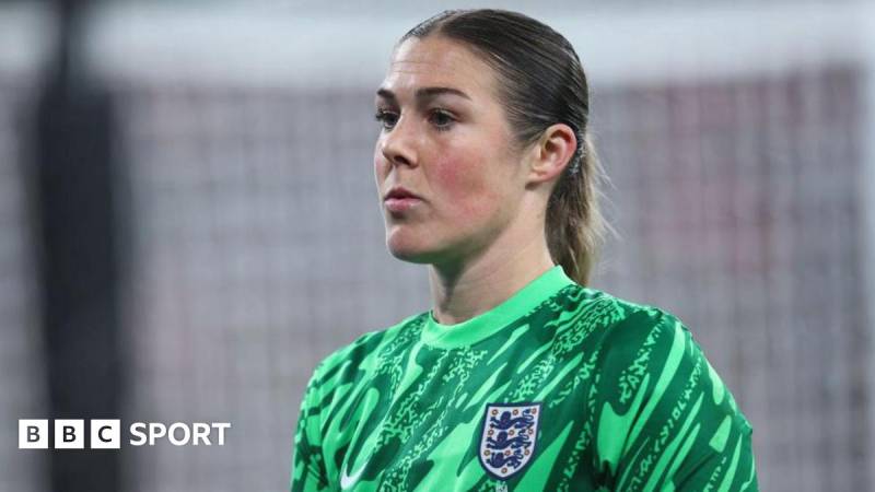 Meri Yerps Avtobioqrafiyası ətrafında yaranan Reaksiyaya Cavab verdi: "Kimisə alçaltmaq məqsədim olmayıb"