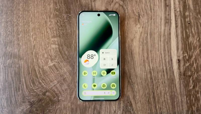 Google Pixel-in Noyabr Yeniləməsi: Xəritədə Batareyaya Qənaət və Süni İntellektlə Təkmilləşdirilmiş Bildirişlər