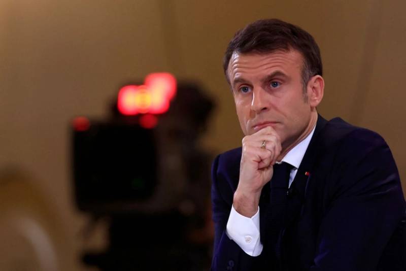 Sorğu: Makronun reytinqi düşməkdə davam edir