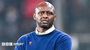 Patrick Vieira İtaliya A Seriyasının Sonuncusu Olan "Cenoa"nın Baş Məşqçisi Postundan Ayrıldı