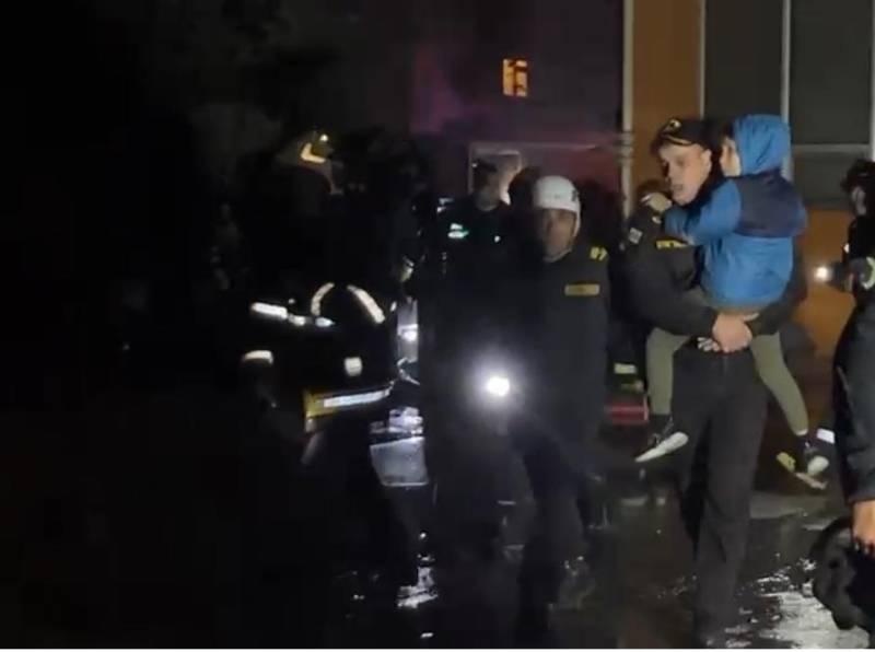 Yasamalda yaşayış binasənda baş verən yanğında xəsarət alanların vəziyyəti AÇIQLANDI