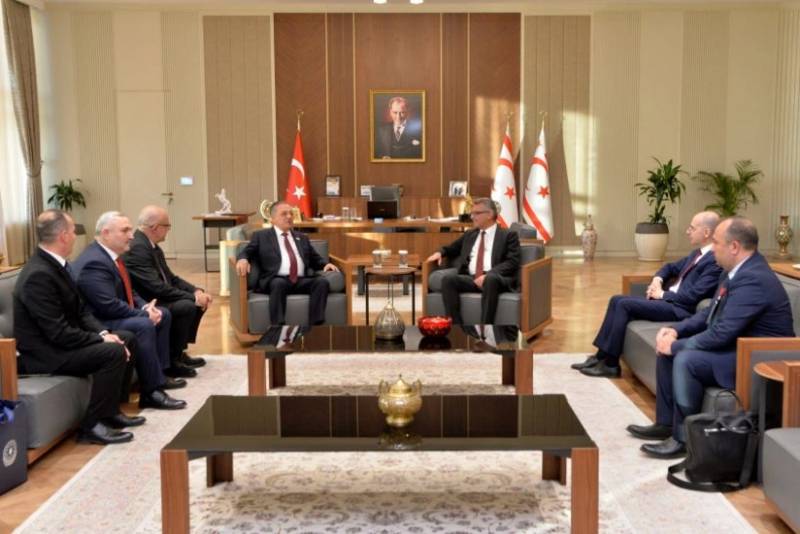 ŞKTR Prezidenti Azərbaycan nümayəndə heyətini qəbul edib