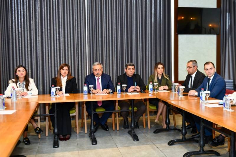 Gəncədə icbari tibbi sığortanın tətbiqi ilə bağlı təlim keçirilib