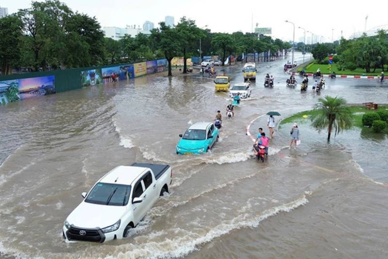 Vyetnamda daşqınlar və torpaq sürüşmələri nəticəsində 26 nəfər ölüb - YENİLƏNİB