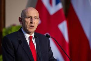 Britaniya hərbi əməliyyatlar başa çatdıqdan sonra Ukraynaya qoşun göndərmək planını təsdiqləyib Xəbər şəkili