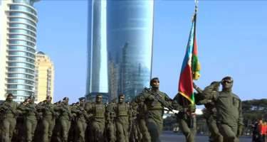 DTX-nin “Qartal” xüsusi təyinatlıları paradda - VİDEO