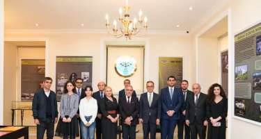 Ramin Məmmədov dini mərkəzin fəaliyyəti ilə tanış oldu - FOTO