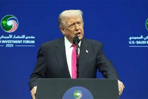 Tramp Rusiya və Ukrayna arasında müharibəni bitirəcəyinə əmin olduğunu bildirib