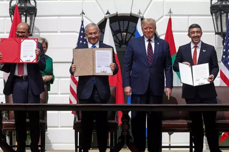 İbrahim Sülh Razılaşmalarına yeni ölkə qoşulur: Bütün diqqətlər Qazaxıstan və ya Azərbaycandadır