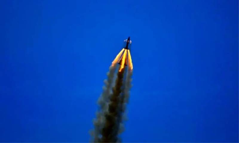 Çin 2024-cü İldə Yeni Nəsil 'Menqcou-1' İnsanlı Kosmik Gəmisini Fırladacaq Xəbər şəkili