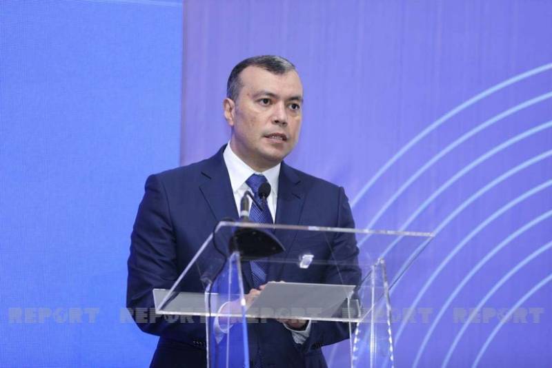 Sahil Babayev: "Neftdən asılılığın azaldılması və borc sabitliyi əsas prioritetdir"