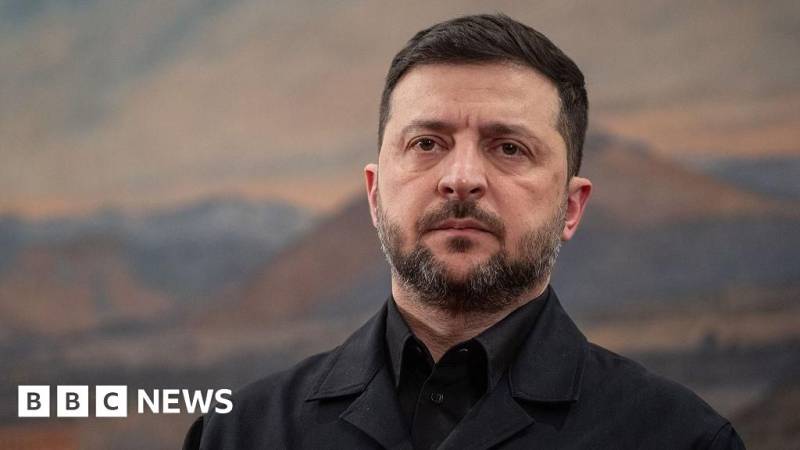 Zelenski ABŞ-ın Təklif Etdiyi Sülh Planını Müzakirə Etməyə Hazırdır: Kiyev Donbasdan və NATO üzvlüyündən imtina edə bilər