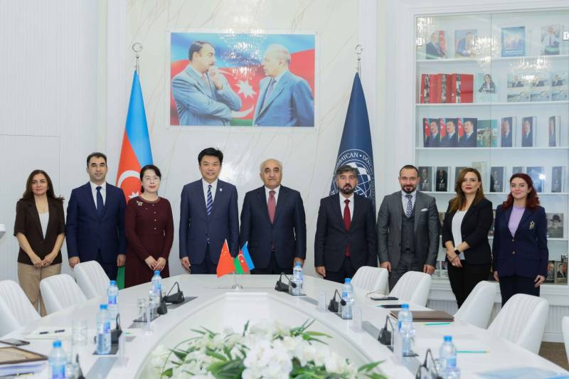 UNEC və Pekin Xarici Dillər Universiteti əməkdaşlığa başlayır (FOTO)