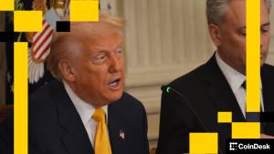 Donald Trampın Seçilməsindən Sonra Kriptovalyuta Bazarı: Bir İl Davam Edən Coşqun Dəyişikliklər Xəbər şəkili