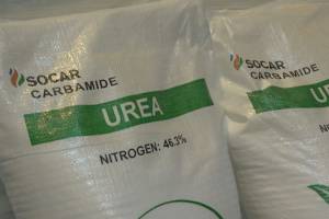 Azərbaycan karbamid istehsalını cüzi artırıb