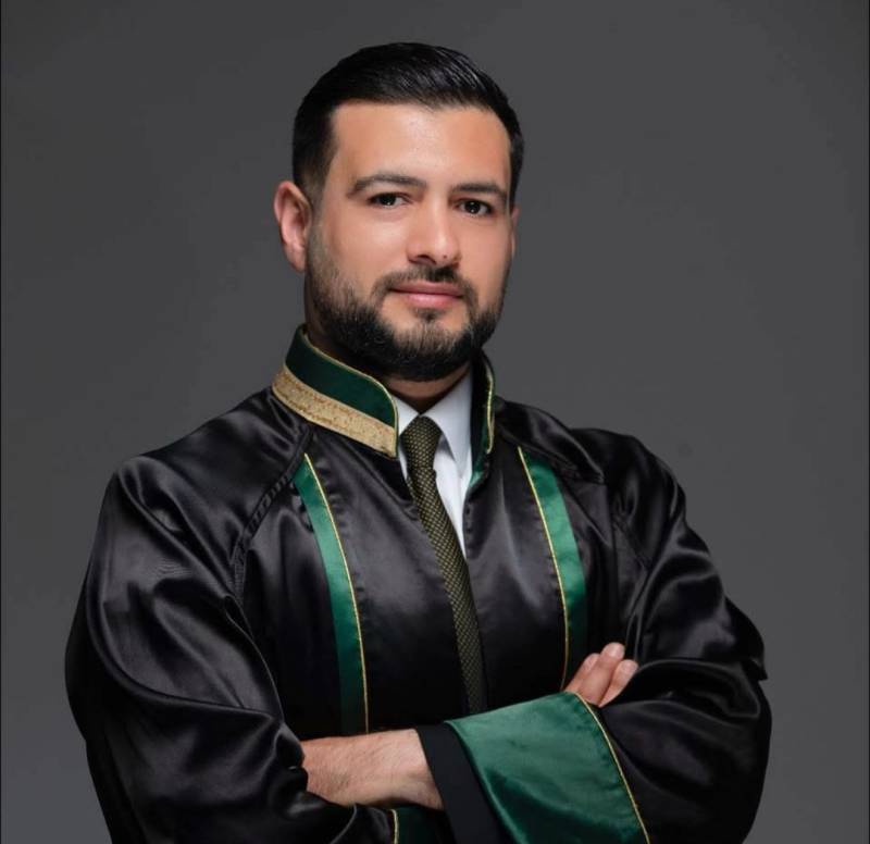 Yanğında ölən azyaşlı bu vəkilin övladı imiş -FOTO