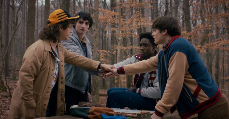 "Stranger Things" Bitir: Netflix Artıq Əsas Mega-Layihələrə Ümid Bağlamır