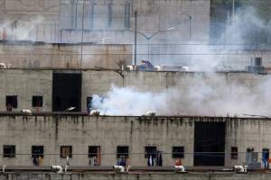 Ekvadorda həbsxanada iğtişaş nəticəsində 30-dan çox məhbus ölüb Xəbər şəkili