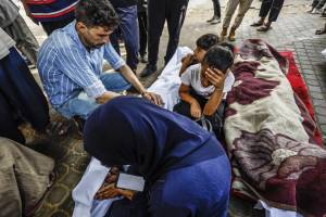 İsrailin hücumları nəticəsində Qəzzada 23 nəfər ölüb Xəbər şəkili