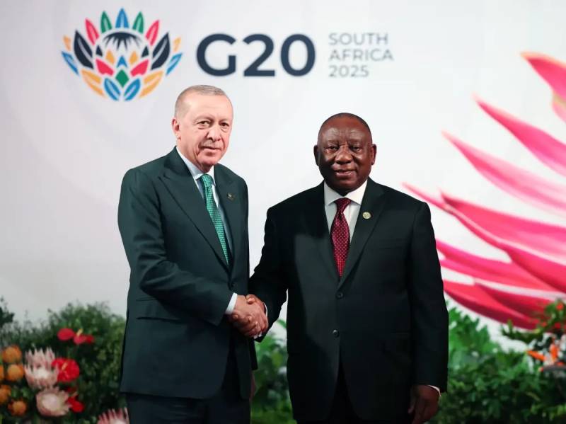 Prezident Ərdoğan Cənubi Afrikada G20 Liderlər Zirvəsinin Rəsmi Qarşılama Mərasimində İştirak Etdi