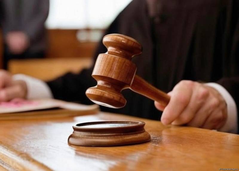 Casusluqda ittiham edilən şəxsin məhkəməsində şahidlər dindirilib
