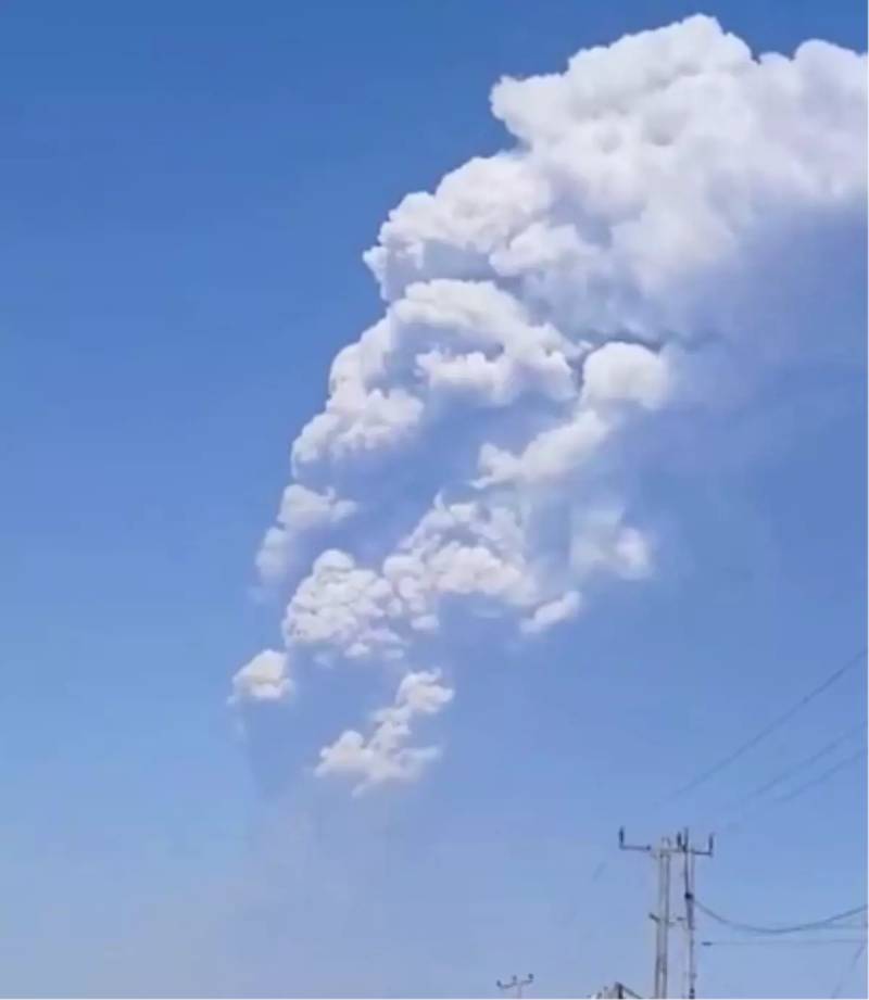 12 Min İldən Sonra İlk Fəallıq: Etiyopyada Hayli Qubbi Vulkanı Püskürdü Xəbər şəkili