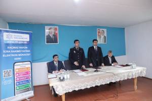 Elnur Rzayev Əhmədoba kəndində sakinlərin müraciət və təkliflərini dinləyib (FOTO)