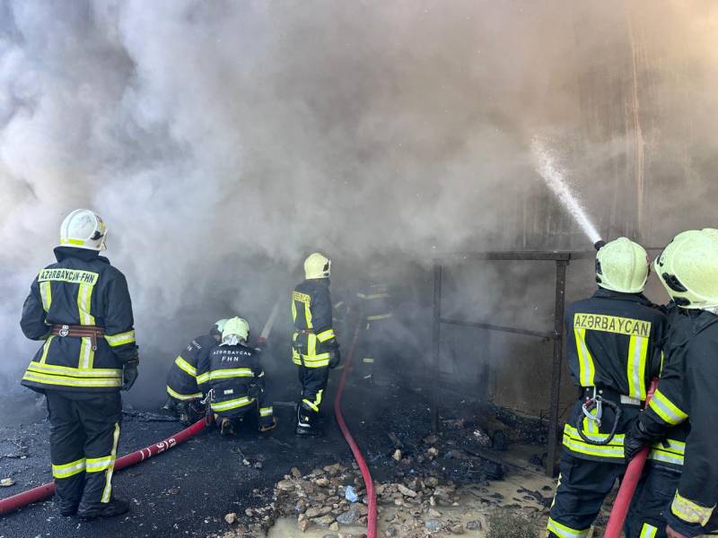 Nərimanovda binada yanğın baş verib