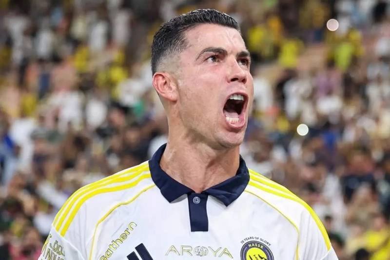 Ronaldu: "Mən Messidən Yaxşıyam" - Ulduz Futbolçudan Təvazökarlıqdan Uzaq Sərt Cavab
