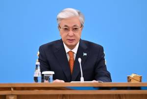 Tokayev Azərbaycanı Mərkəzi Asiya üzrə Məşvərət Görüşlərinin tamhüquqlu iştirakçısı statusu alması münasibətilə təbrik edib Xəbər şəkili