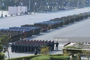 Bakıda Zəfər Gününün beşinci ildönümü münasibətilə hərbi parad keçirilir - CANLI