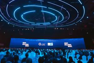 Azərbaycan BƏƏ-də enerji transformasiyası sahəsində təcrübəsini bölüşüb Xəbər şəkili