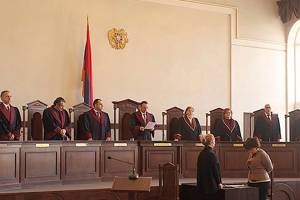 II Qareginin qardaşı və onun oğlunun həbs müddəti uzadılıb Xəbər şəkili