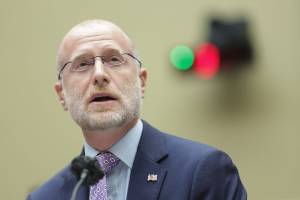 Trampın Təyin Etdiyi Komissarlar Federal Rabitə Komissiyasında Kibertəhlükəsizlik Qaydalarını Ləğv Etdilər Xəbər şəkili