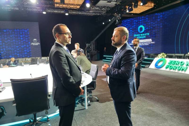 Papoyan İstanbulda Azərbaycan kənd təsərrüfatı naziri ilə görüşüb