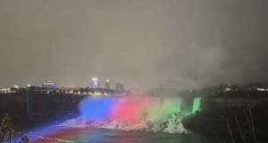 Niaqara bayrağımızın rəngləri ilə işıqlandırıldı -FOTO