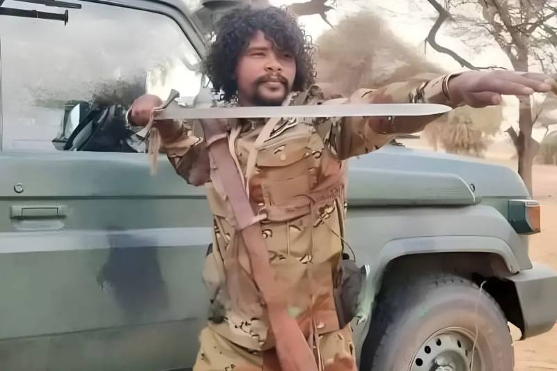 Əl-Faşirin Qəssabı Əbu Lulu Sudanda Qırğınları Etiraf Etdi: "2 Min Nəfəri Öldürdüm, Dayanmayacağam"