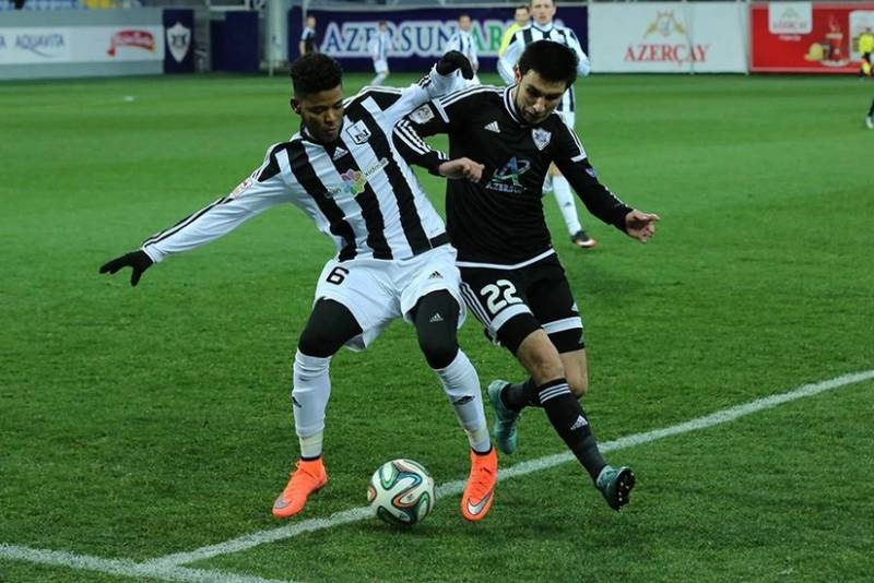 "Qarabağ" "Neftçi" ilə mövsümün ilk dövrəsinin oyunlarında 12 dəfə qələbəyə sevinib