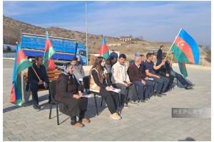 Növbəti köç karvanı Xanyurdu kəndinə çatıb, açarlar təqdim olunub - YENİLƏNİB Xəbər şəkili