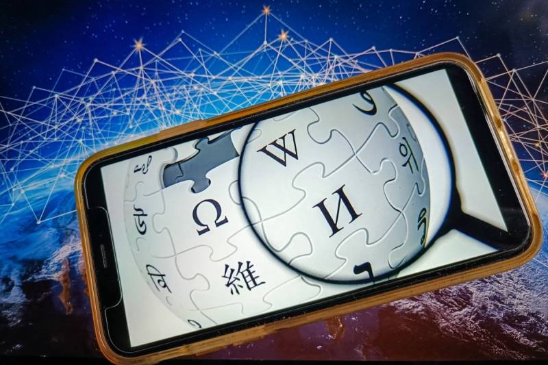 Süni İntellekt (Sİ) Mətnini Tanımağın Ən Yaxşı Yolu: Vikipediyadan Gələn Əsas Bələdçi