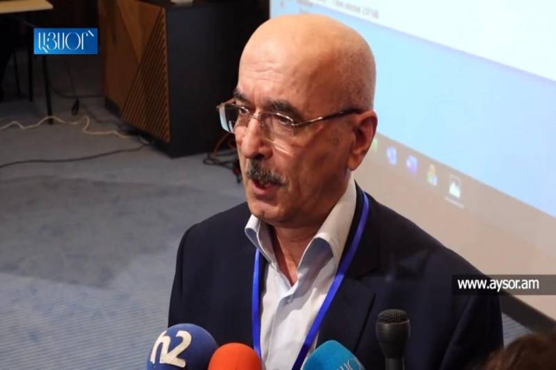 Xarici xüsusi xidmət orqanlarının tapşırıqlarını icra etməkdə təqsirləndirilən Zahirəddin İbrahimovun həbs müddəti uzadılıb