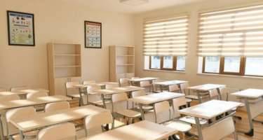 Məktəb direktoru işdən çıxarıldı -FOTO