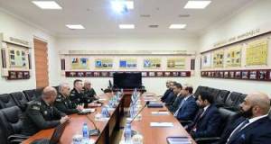 BƏƏ ilə Azərbaycan arasında hərbi əməkdaşlıq məsələsi müzakirə olundu Xəbər şəkili