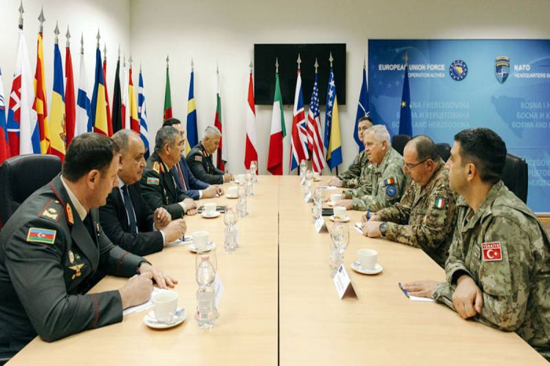Zakir Həsənov Aİ-nin Bosniya və Hersoqovinadakı Komandanlığı və Türk kontingentini ziyarət edib