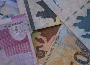 Azərbaycan iqtisadiyyatına kredit qoyuluşu artıb Xəbər şəkili