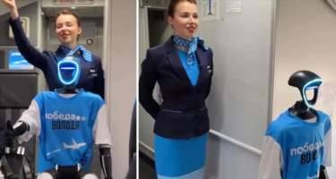 Robot bu dəfə stüardessa oldu